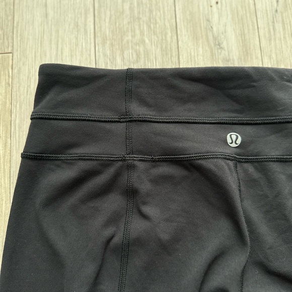 Lululemon Athletica Straight legs Black Leggings Size 6 - Picture 5 of 9